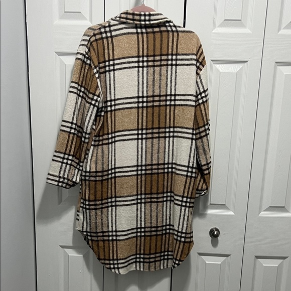 Plaid Button-Up Shirt Jacket - Picture 7 of 7